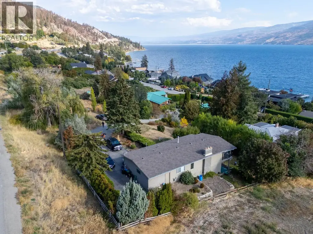 5284 Tailyour Lane, Peachland